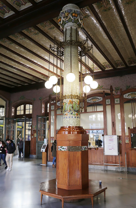Norte station (Estación del Norte), Valencia